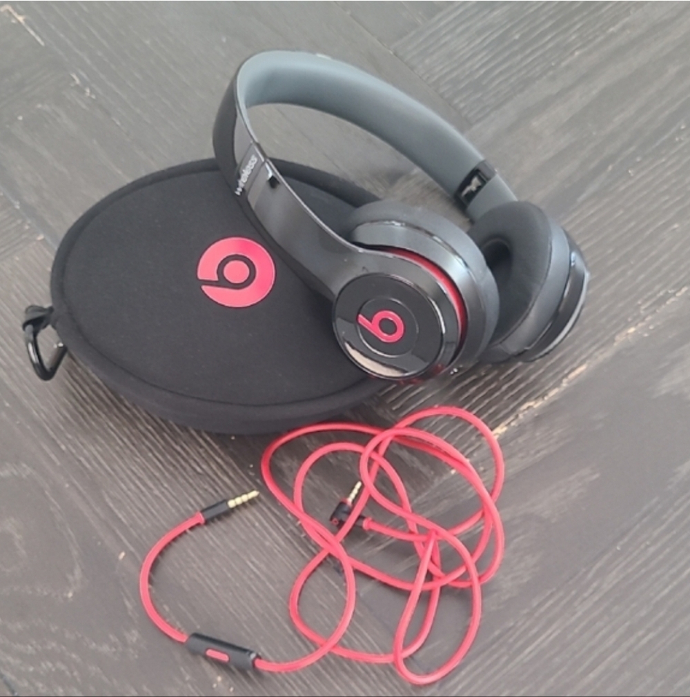 Beats by Dre Solo Headphones